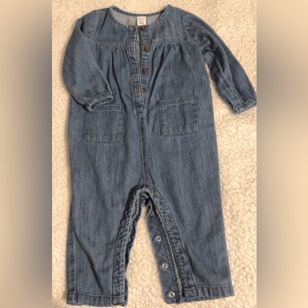 Old Navy 12-18 months